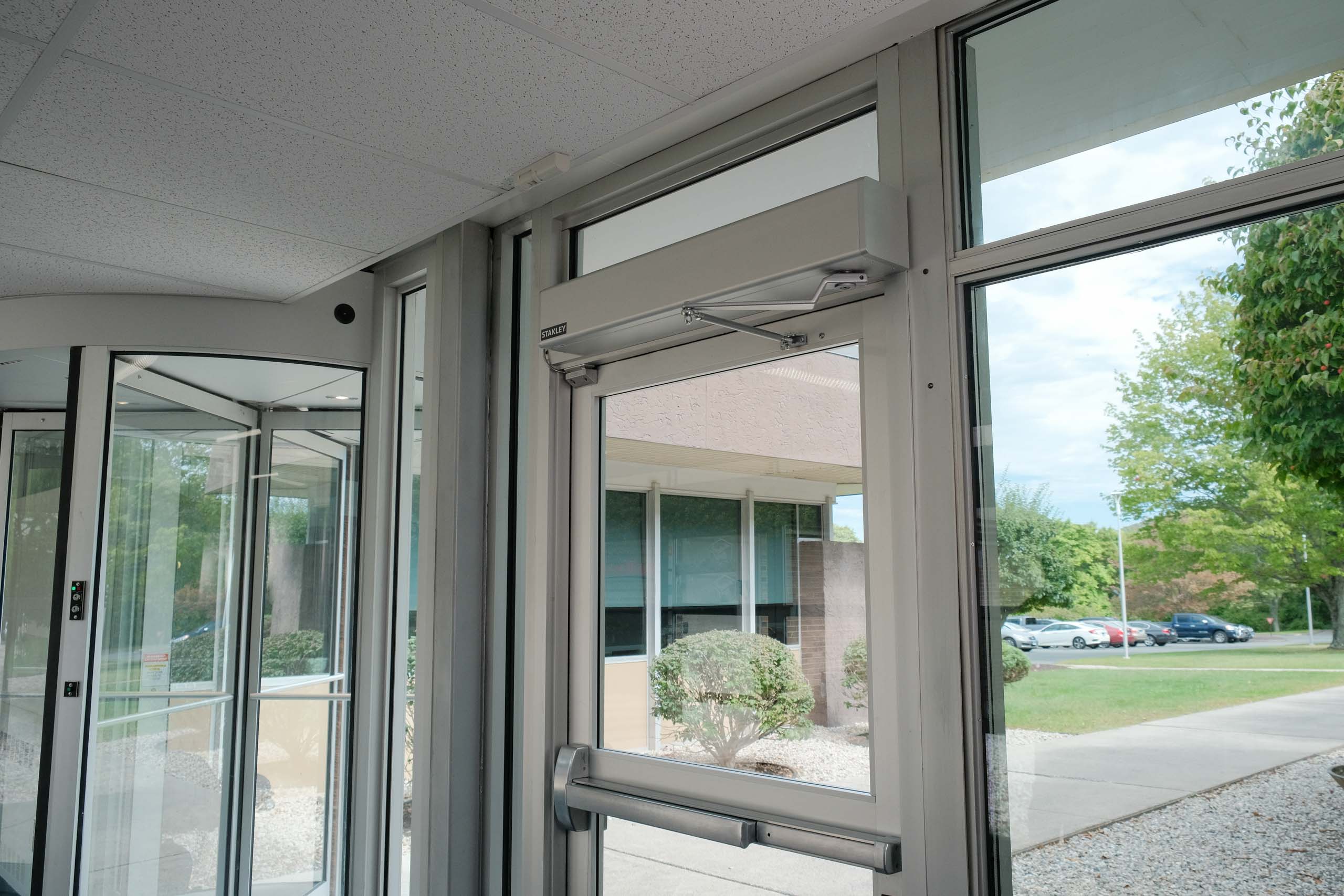 Self Closing Sliding Door Systems – Preference